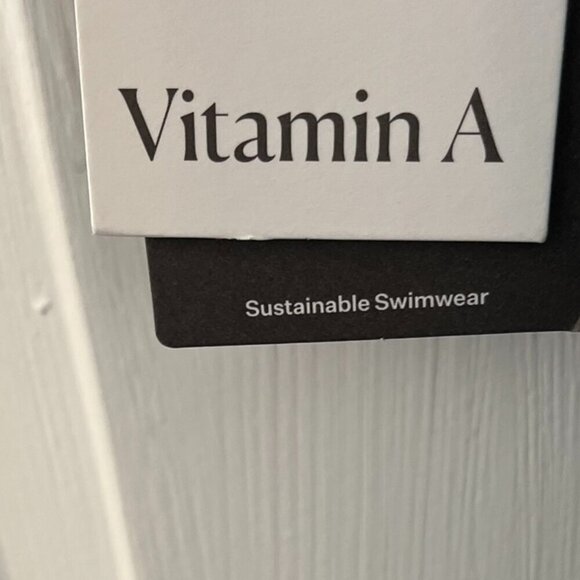 Vitamin A Woman's Plus-Size Blue One-Piece Swim Suit Sz XXL - Picture 8 of 11